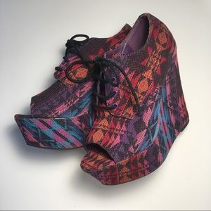 WORN ONCE Steve Madden Windupp Tribal Wedge Bootie